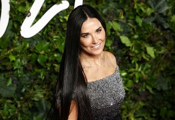 Demi Moore, estetiği fazla kaçırdı!