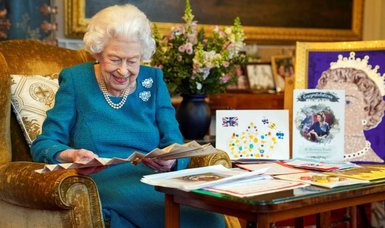 Queen Elizabeth II reaches 70-year milestone on the throne