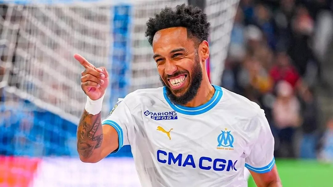 AUBAMEYANG FRANSA’YA GERİ DÖNDÜ