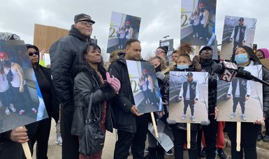Family accuses police of shooting Wisconsin man in back