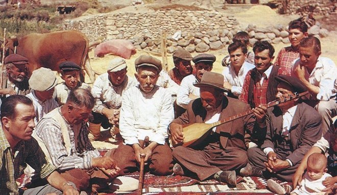 Âşık Veysel’in dünyasını aydınlatan şiirleri