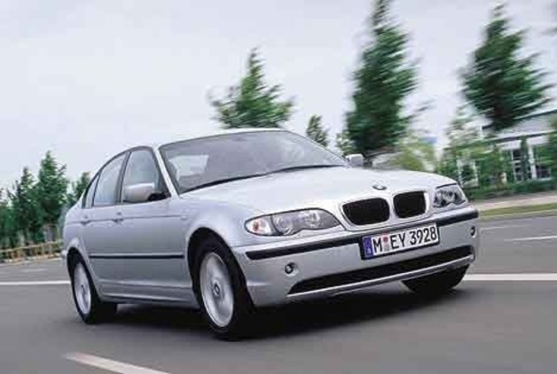 BMW 318İ’NİN RÖLANTİSİ NEDEN DÜZENSİZ OLDU?