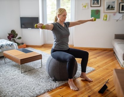 Evde yapılabilecek fitness hareketleri