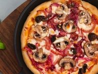 Mantarlı, Soğanlı Pizza