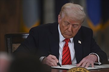 ABD Başkanı Trump, Japonya ile varılan ticaret anlaşmasına yönelik kararnameyi imzaladı