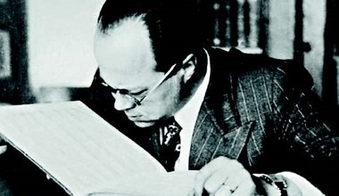 TÜRK ENTELEKTÜELİ  KİMDİR?