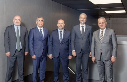 GüçlübüyümedeTürkiyeninyenihikayesiturizm