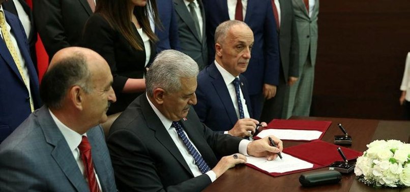 GOVERNMENT, STATE WORKERS SIGN NEW LABOR DEAL IN TURKEY