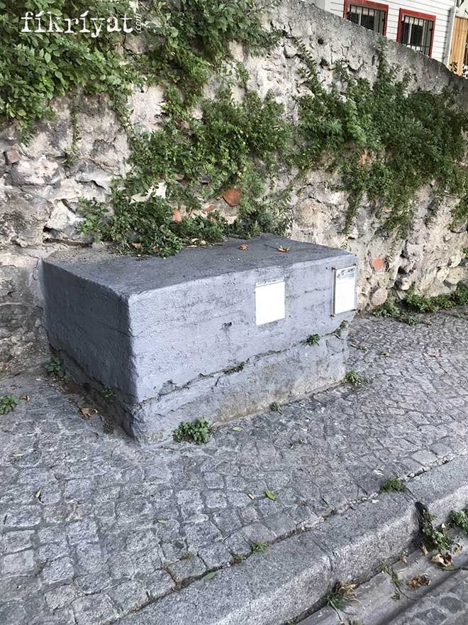 MOLA TAŞLARININ BULUNDUĞU TARİHİ YAPILAR