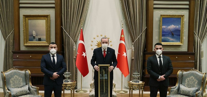 TURKISH PRESIDENT RECEIVES HEROES OF VIENNA ATTACK
