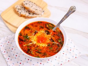 Ispanaklı Közlenmiş Biber Çorbası