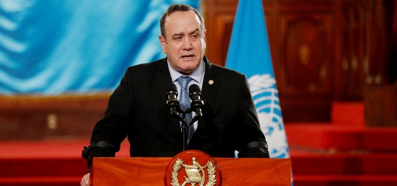 Guatemalan president tests positive for new coronavirus