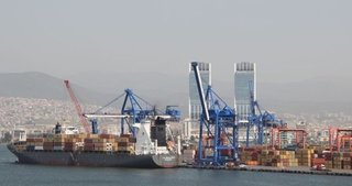 Dış ticaret açığı Haziran’da geriledi