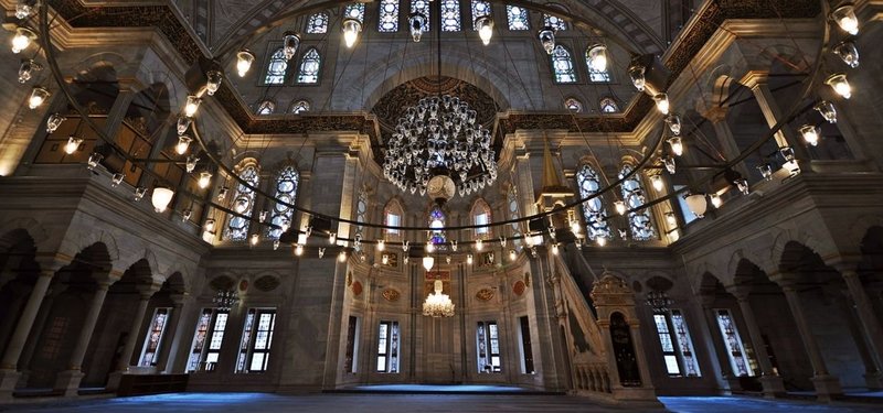 Turkey to reopen mosques for prayers with congregation as of Wednesday