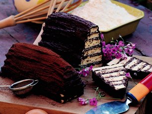 Kat Kat Piramit Pasta