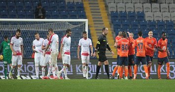 Basaksehir retake leaders spot in Super Lig