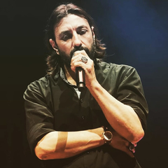 Aşk Buzlu Bir Yanardağ