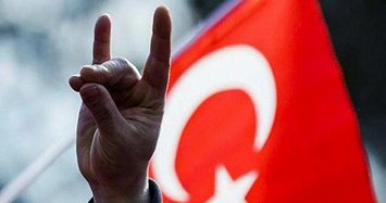 Ban on Turkish nationalist salute in Austria becomes effective