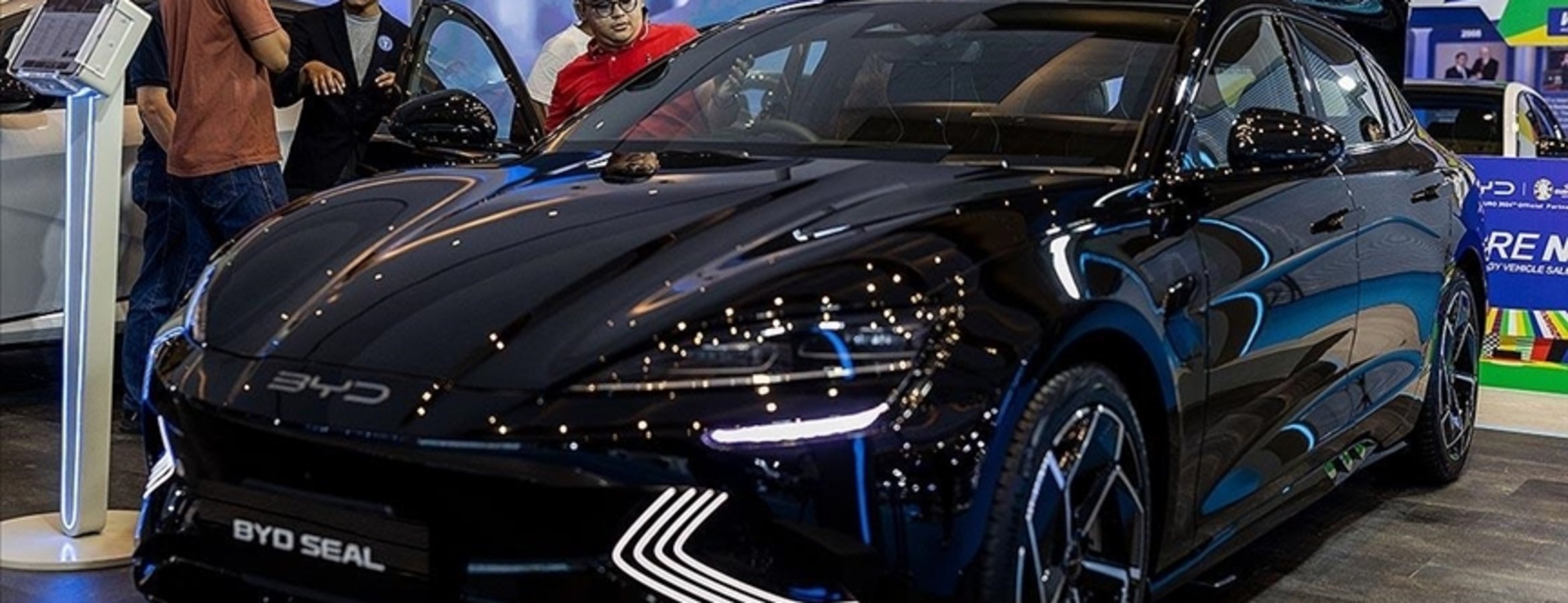 BYD, fiyat savaşlarına rağmen 2. çeyrekte net karını yüzde 32,8 artırdı