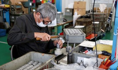 Business conditions weaker in Japan's manufacturing sector