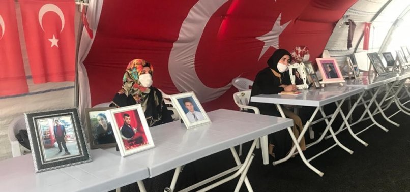 KURDISH FAMILIES MAINTAIN ANTI-PKK SIT-IN IN TURKEYS DIYARBAKIR