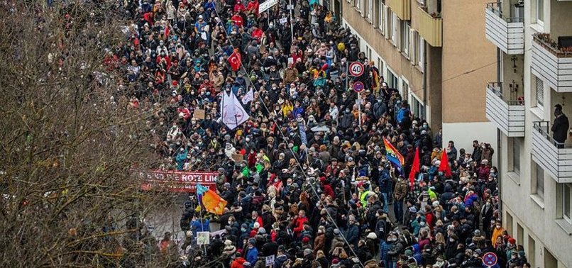 THOUSANDS HOLD PROTESTS AGAINST COVID RULES AND COMPULSORY VACCINES IN GERMANY