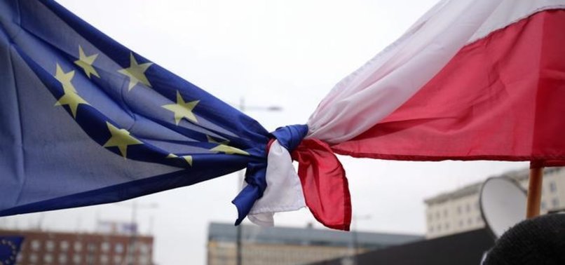 EU CLOSER TO SANCTIONS ON POLAND OVER CHANGES IN JUDICIARY