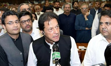Ousted PM Imran Khan’s party threatens to resign from Pakistani parliament