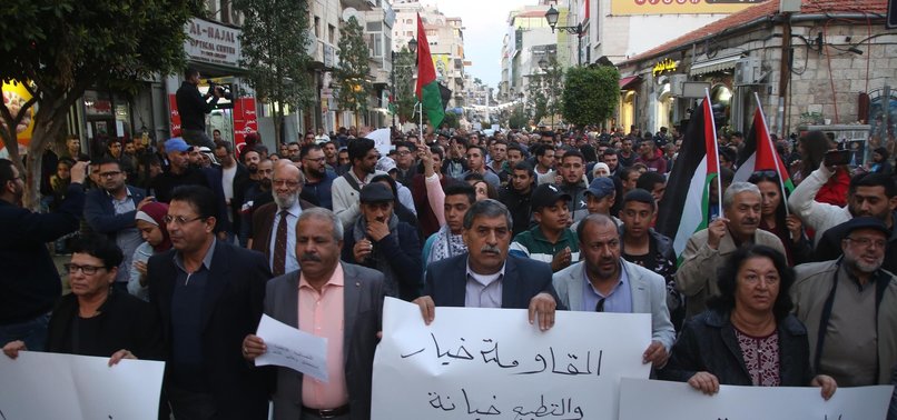 PALESTINIANS IN RAMALLAH PROTEST ISRAELI AGRESSION