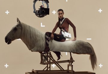 Burberry Lola Yeni It-bag Olmaya Aday!