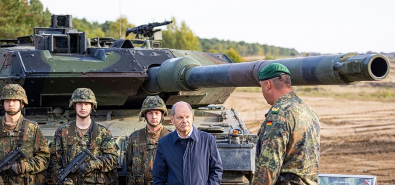 BERLIN TO ASSESS POLANDS TANK REQUEST WITH URGENCY