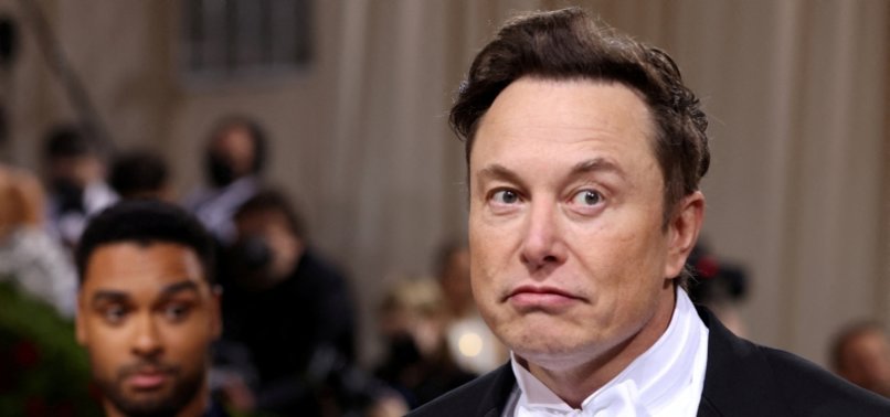ELON MUSK CHALLENGES TWITTER CEO TO PUBLIC DEBATE ON BOTS