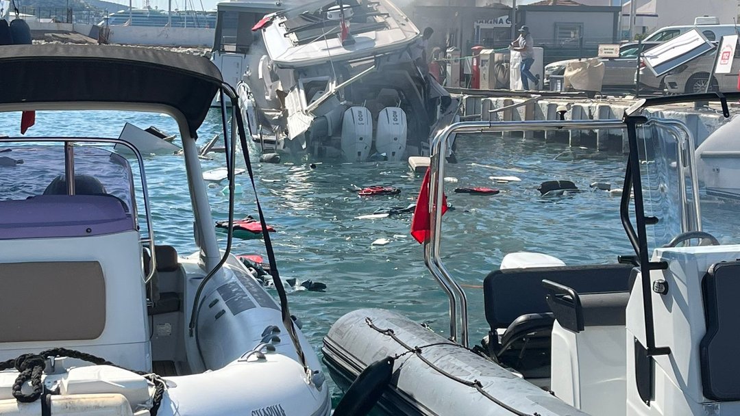MUĞLA’DA TEKNE PATLADI