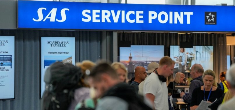 SAS SAYS PILOTS TO STRIKE AFTER NEGOTIATIONS FAIL