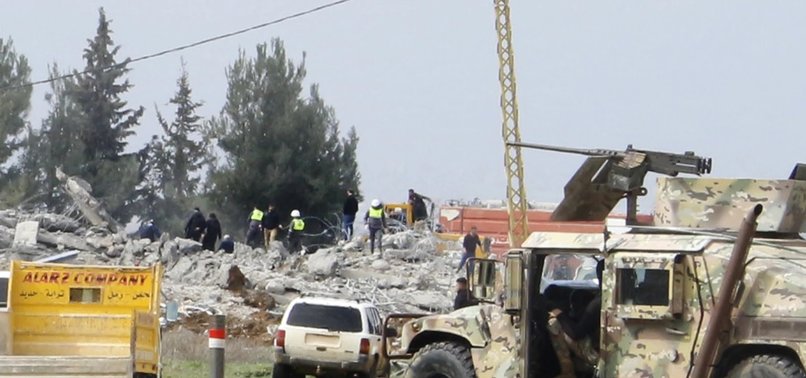 ISRAELI AIRSTRIKES IN SOUTHERN LEBANON KILL 2 PEOPLE