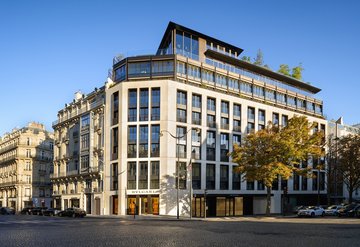 Bulgari Hotel Paris Açılıyor