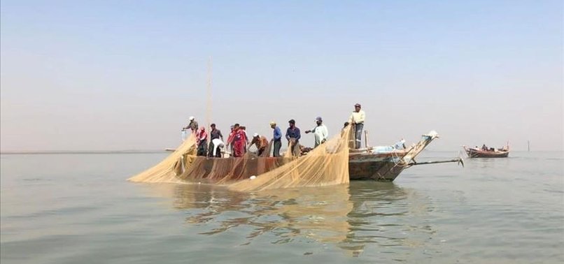 PAKISTAN ARRESTS 16 INDIAN FISHERMEN FOR TRESPASSING INTO TERRITORIAL WATERS