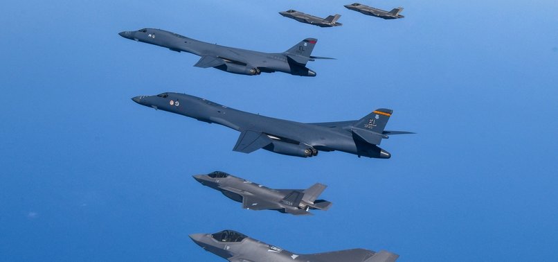 US B-1B BOMBER DEPLOYED FOR JOINT MILITARY DRILLS WITH SOUTH KOREA