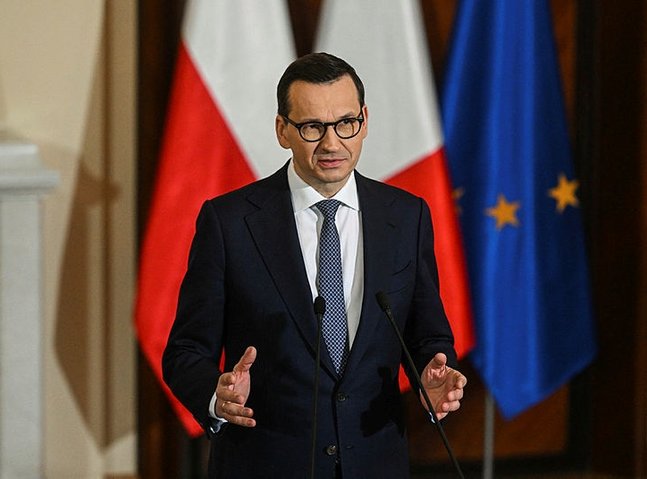 Western Europe should supply weapons to Ukraine faster, Polish PM says
