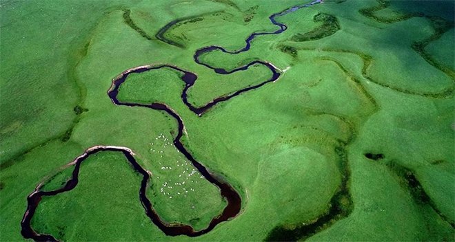 Perşembe yaylası ziyaretçilerini büyülüyor