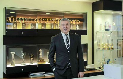 MercedesBenzTürkün2021ihracatı1milyareuroyuaştı