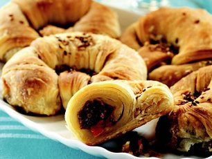 Patlıcanlı Midye Tava Börek