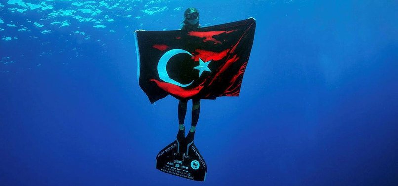 FIRST TURKISH WOMAN TO FREE DIVE IN FROZEN CONTINENT