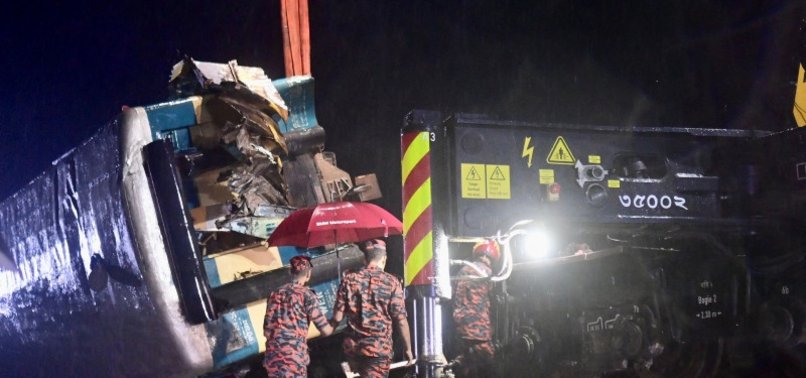 PROBE BODIES FORMED FOLLOWING TRAIN COLLISION THAT KILLED 17 IN BANGLADESH
