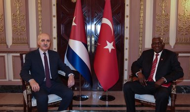 Turkish parliament speaker meets with president of Cuba's parliament