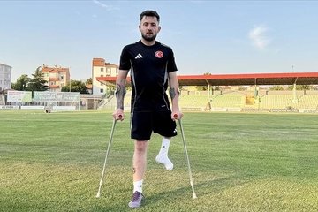 Ampute Milli Futbolcu Ömer Güleryüz, Wisla Krakow Transferiyle Avrupa’ya Açıldı