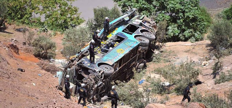BUS ACCIDENT IN PERU LEAVES 27 DEAD