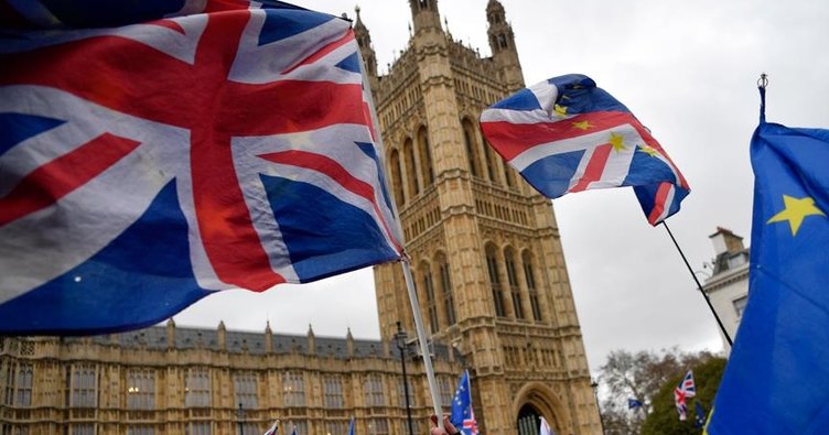 İngiltere’de tüketici güveni yükseldi