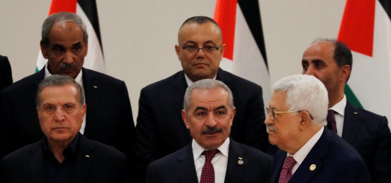 PALESTINIAN PRESIDENT SWEARS IN NEW GOVERNMENT