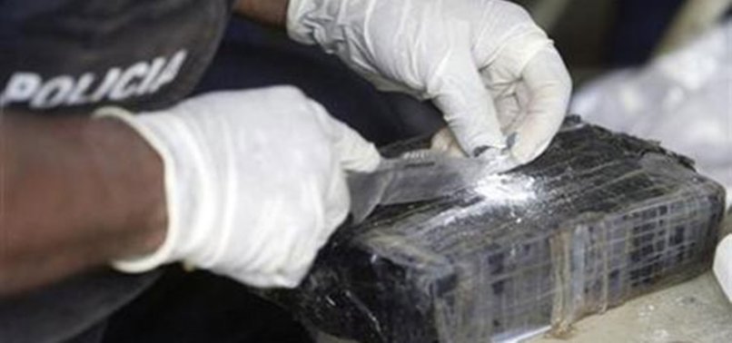 ECUADOR POLICE SEIZE SOME 2.5 TONS OF COCAINE HEADING FOR BELGIUM